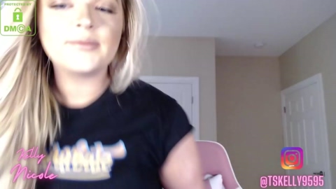 kellynicolexoxo  26-06-2022